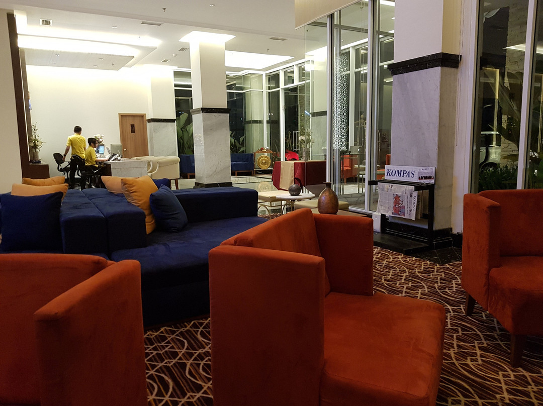 Astanaraya Suites Hotel主图