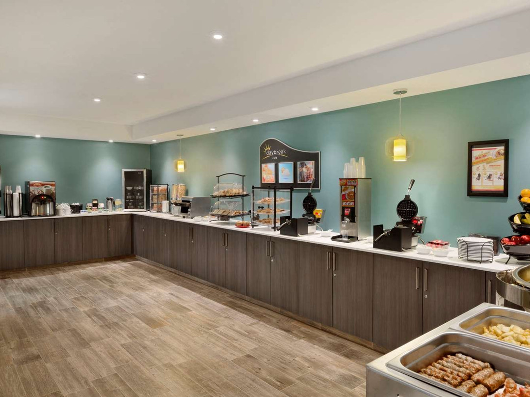 Fairfield by Marriott Inn & Suites Airdrie主图