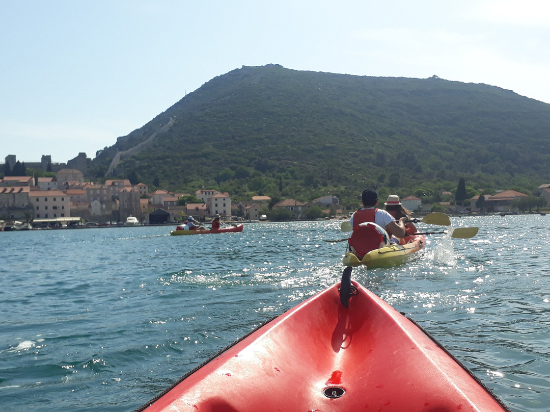 Kayaking Ston景点图片