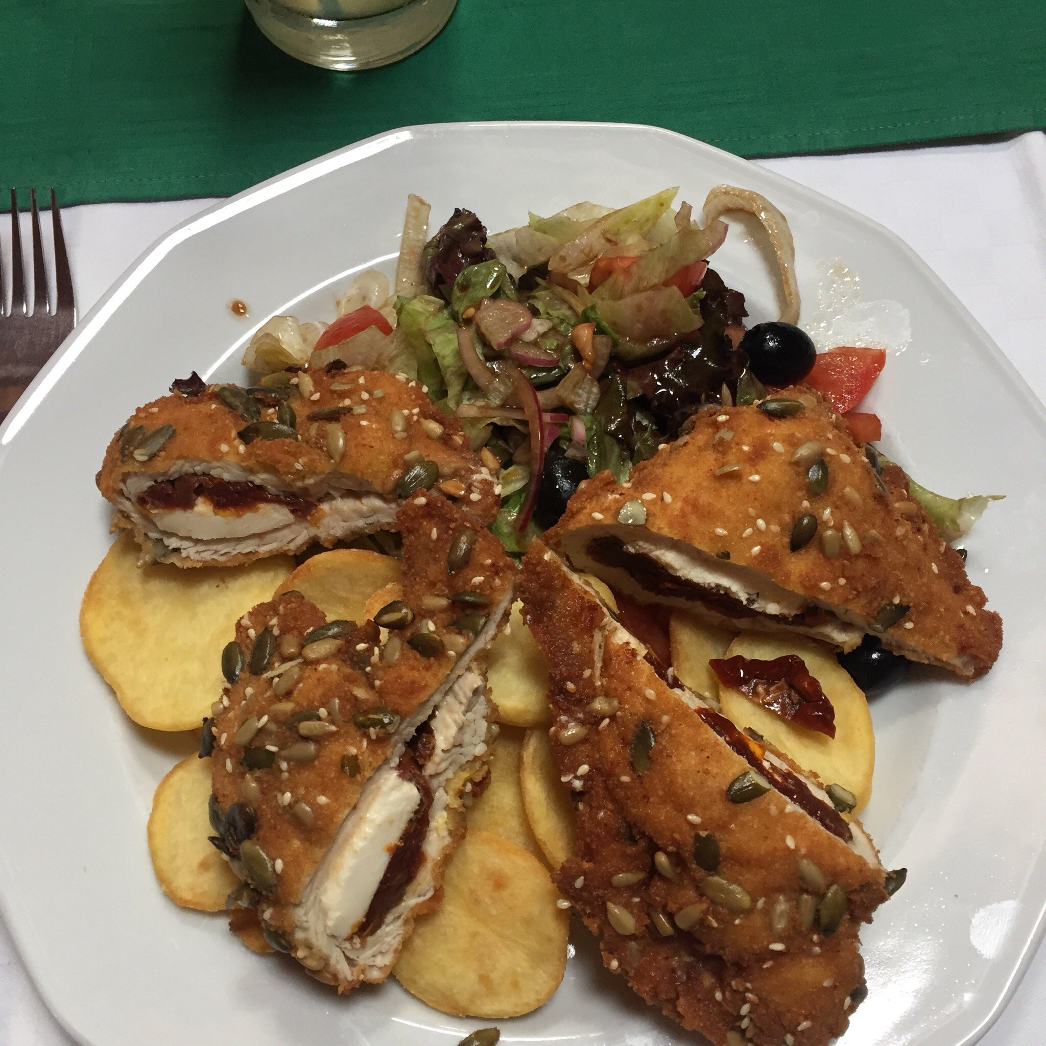 Club Leonardo Etterem es Panzio-官方