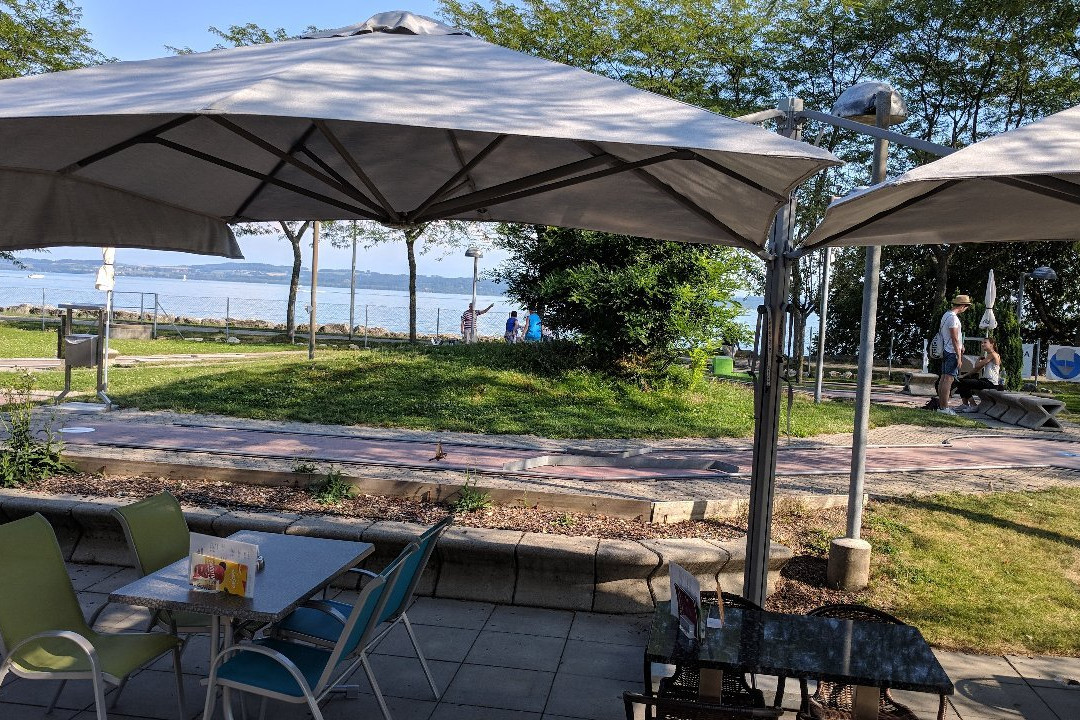 Minigolf de Neuchatel la Canebière-纳沙泰尔必去景点