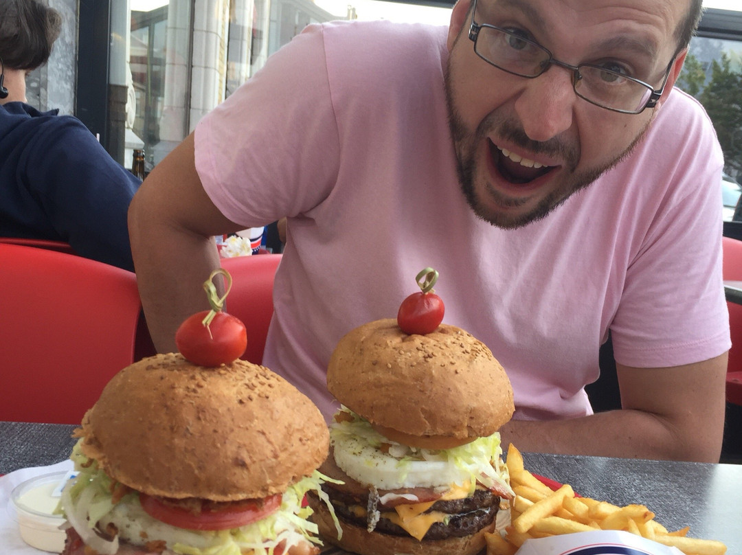 Ypres Burger (伊普尔)餐厅/美食点评 餐厅地址/餐厅电话/餐厅周边信息/餐厅推荐菜 Tripadvisor猫途鹰