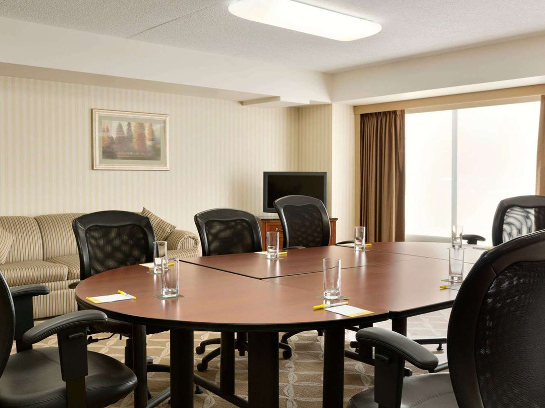 Border Inn and Suites主图