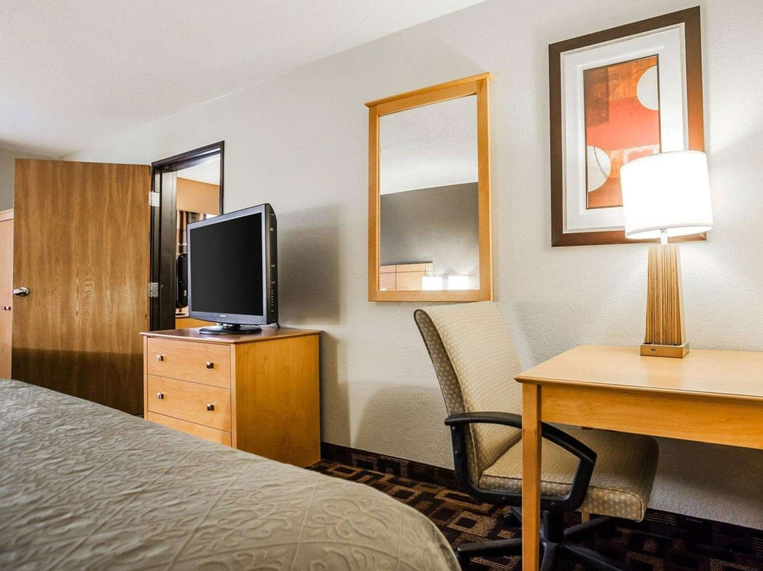Quality Inn and Suites Des Moines airport主图