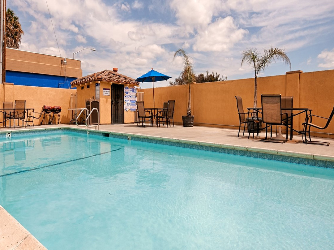 Best Western Plus Brookside Inn主图