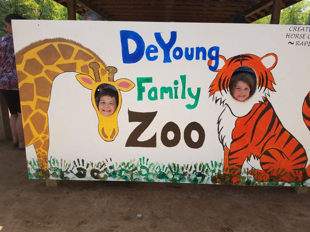 DeYoung Family Zoo景点图片