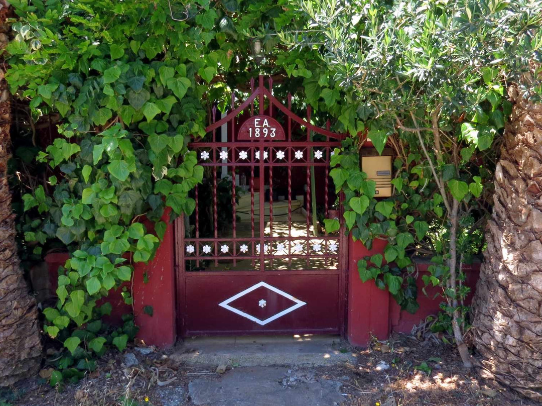 Casa Rossa-阿尔戈斯托利翁必去景点