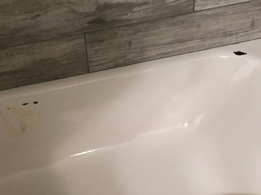 Home Inn and Suites主图