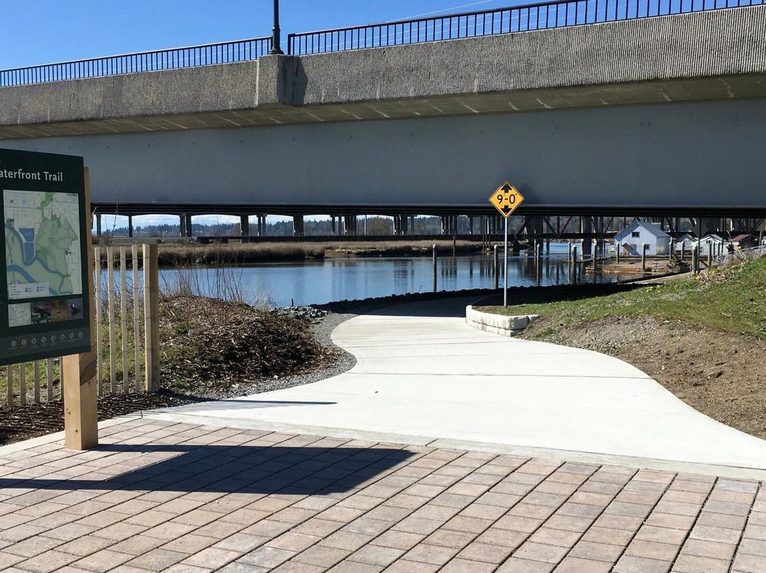 Ebey Waterfront Park景点图片