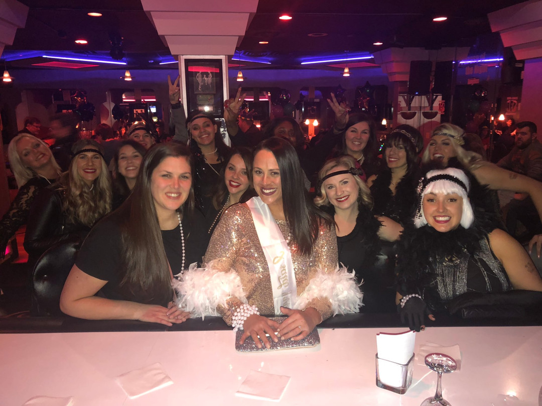 Gangster's Dueling Piano Bar