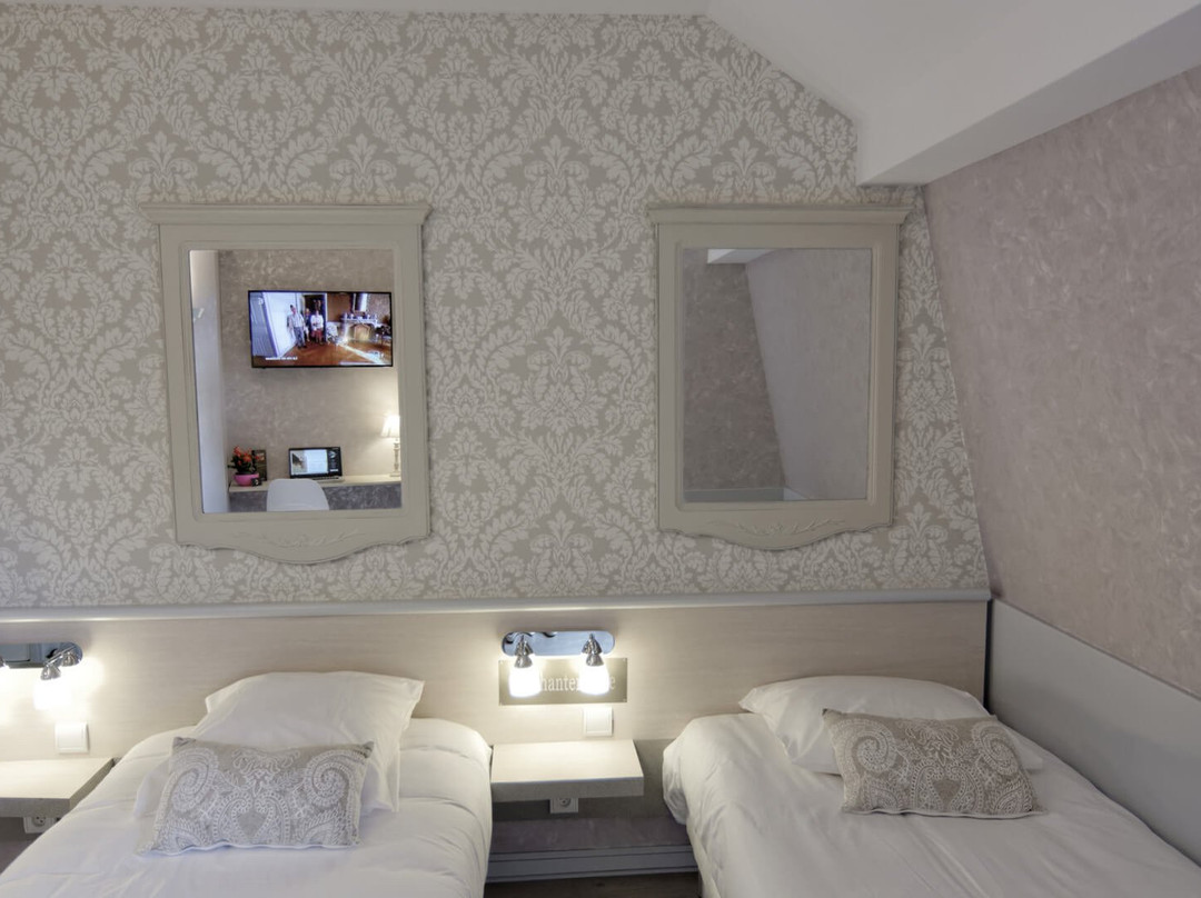 Hotel Le Chantereigne主图