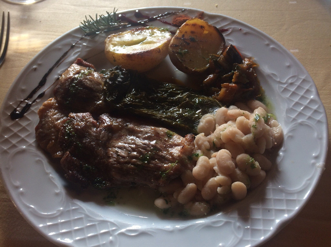 户撒圣伯纳特酒店主图