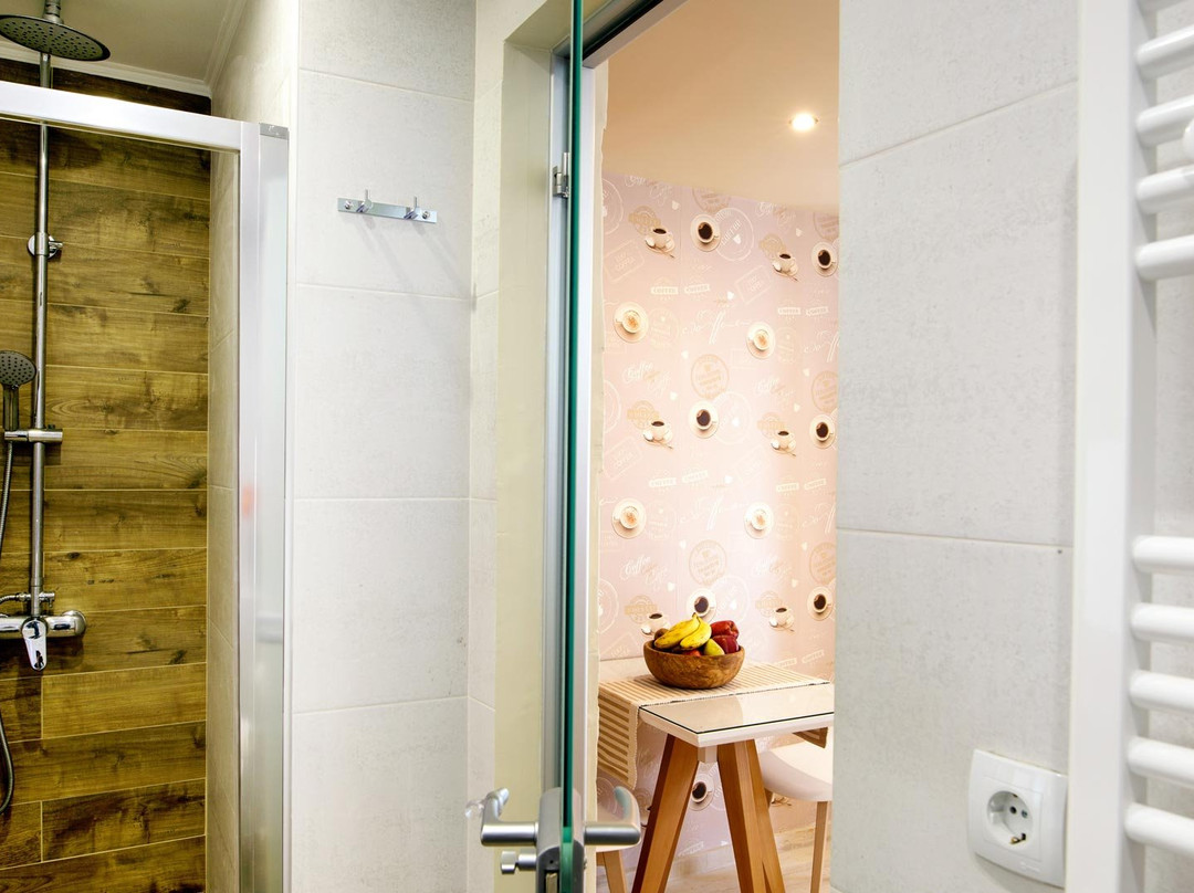 AnnaView Apartments & Suites主图