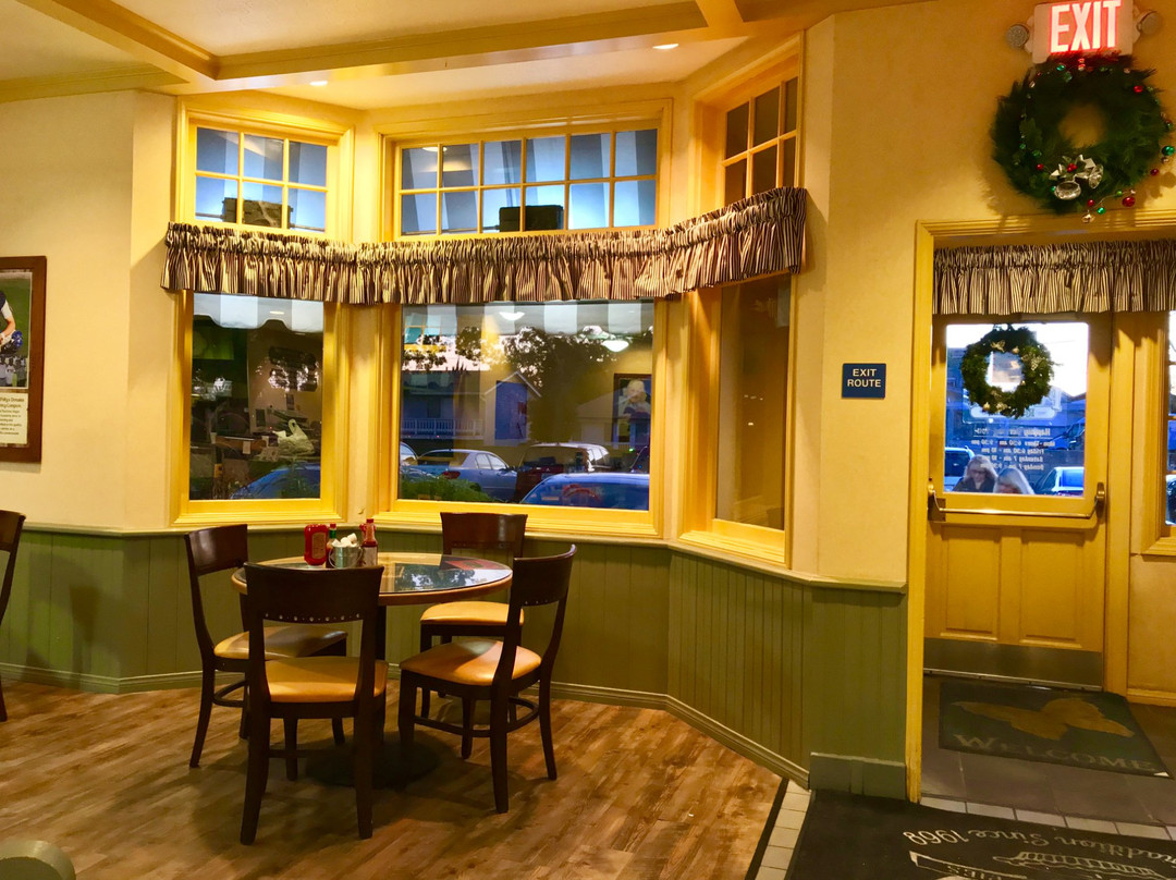 约巴林达餐馆和美食-Polly's Pies