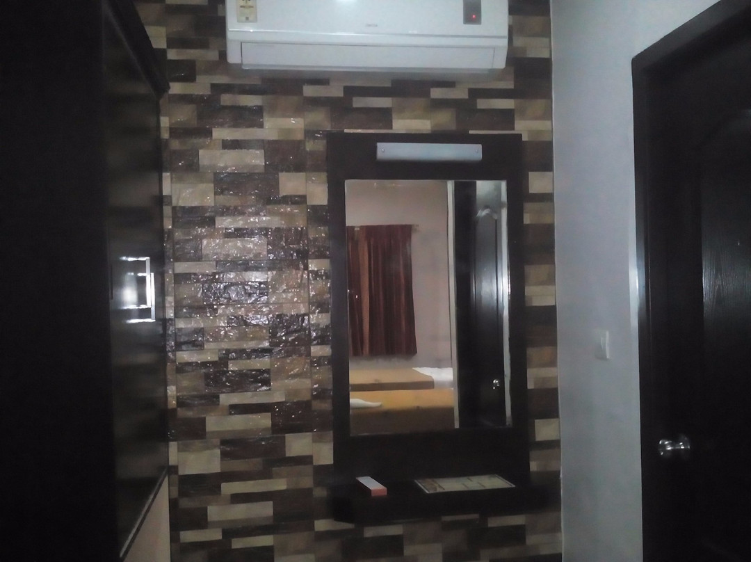 Sri Arul Muthu Residency主图