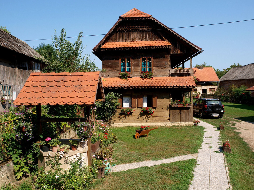 Apartments Iža Na Trem