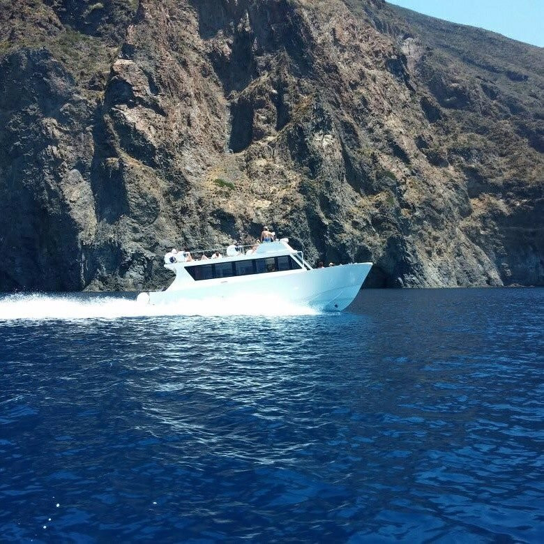Arianna Escursioni Alle Isole Eolie-利帕里必去景点