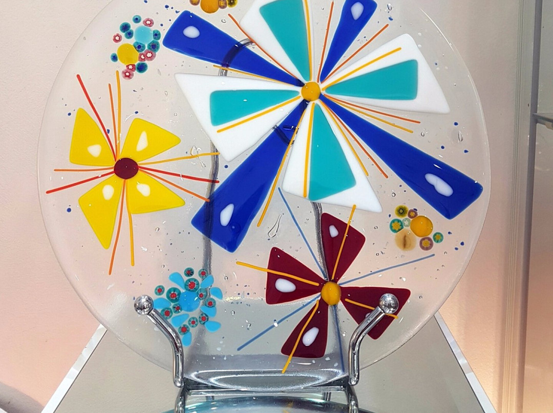 LAVA Art Glass Gallery & Studio-班伯利必去景点