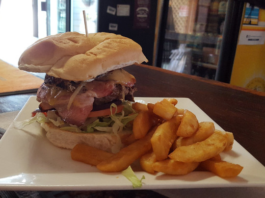 Nindigully餐馆和美食-Nindigully Hotel