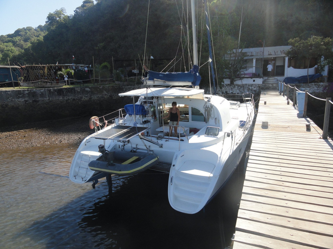 Catamaran Evasion景点图片