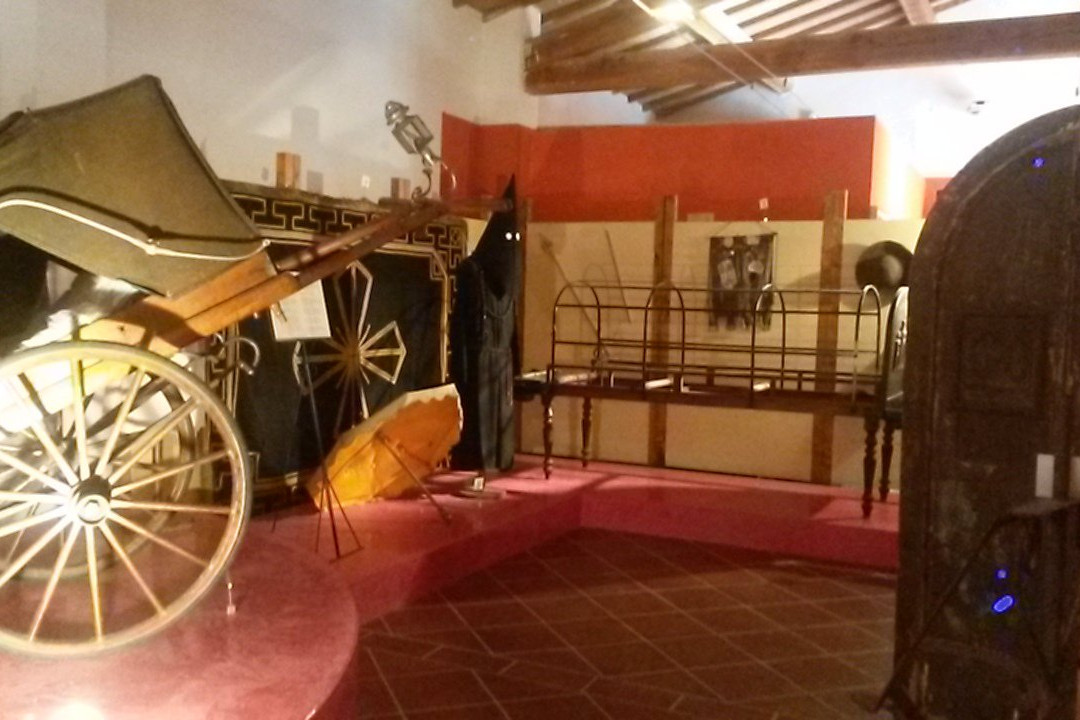 La Croce旅游景点-Museo Della Comunita Di Montalcino E Del Brunello