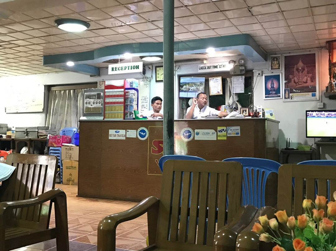 Smile Motel