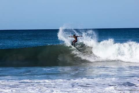 Latitude Surf Experience景点图片