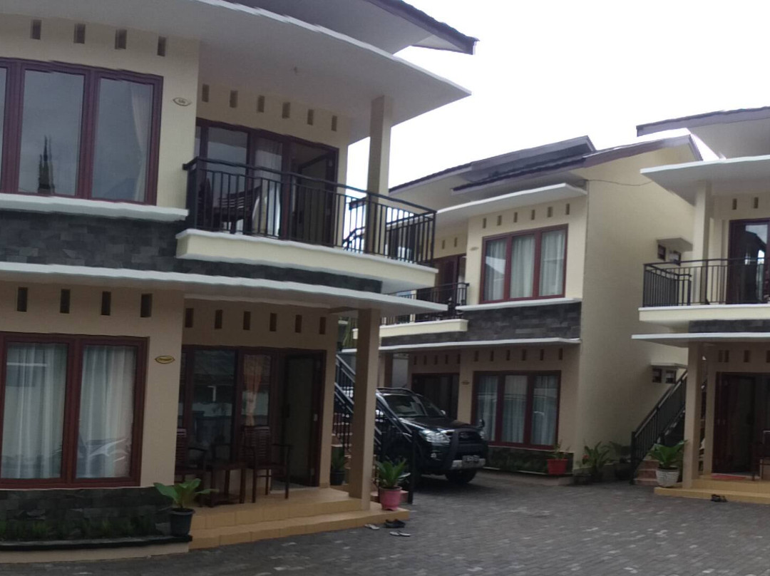 Joglo Lawu & House of Lawu主图