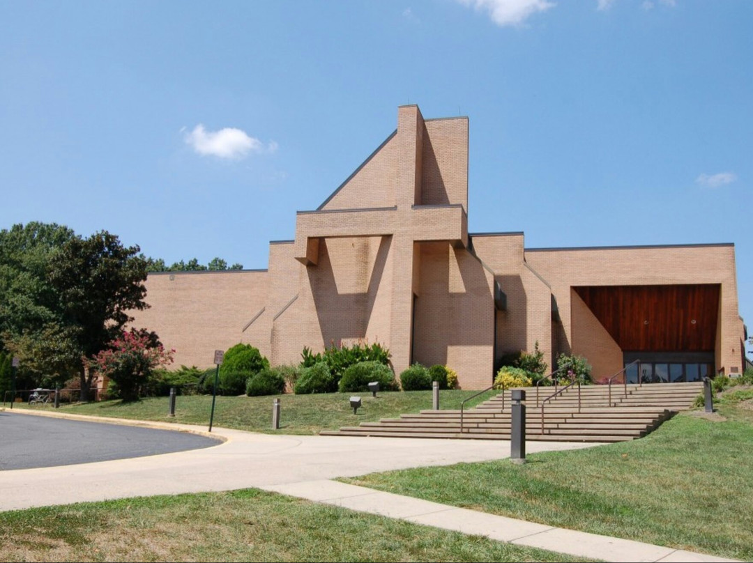 St. Bernadette Catholic Church景点图片