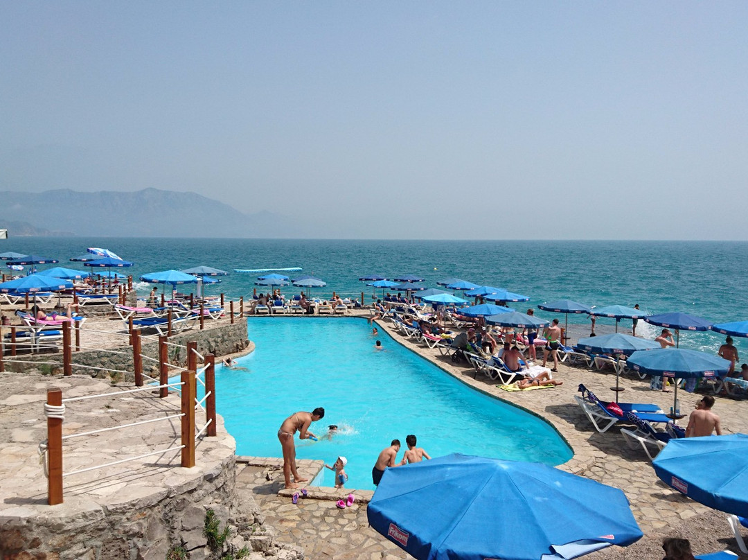 Ploce Beach
