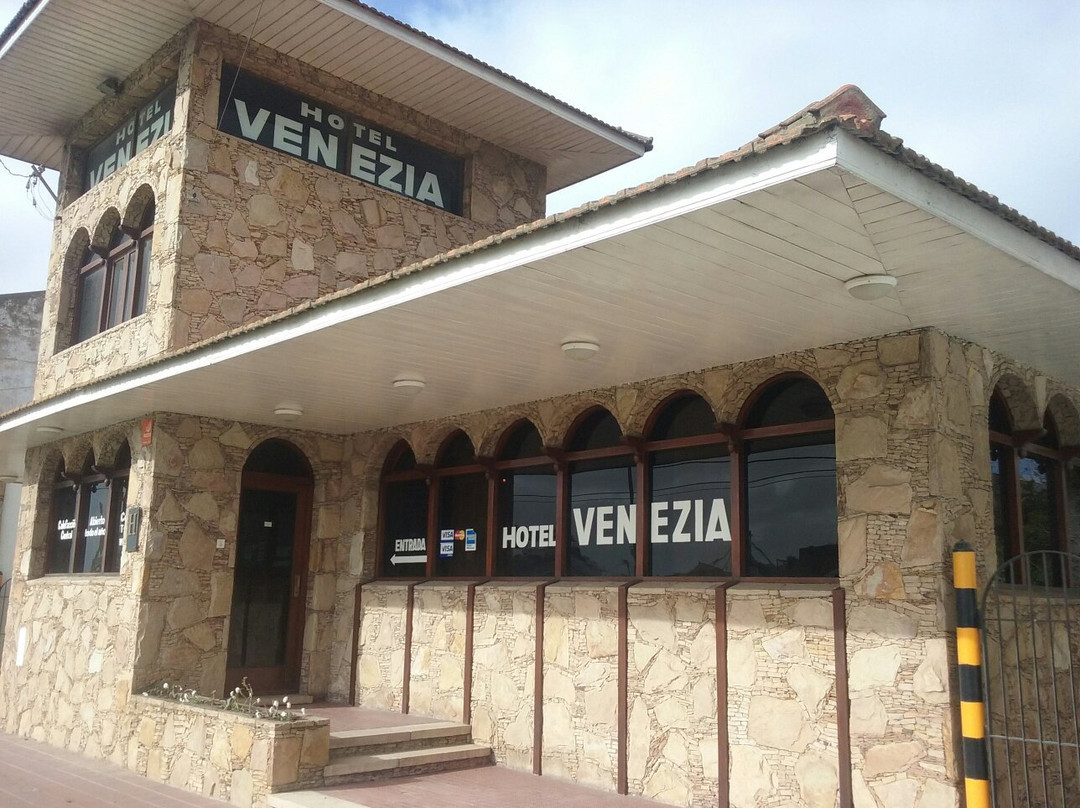 Quequen酒店住宿-Hotel Venezia