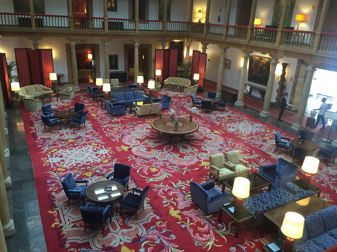 Hotel De La Reconquista