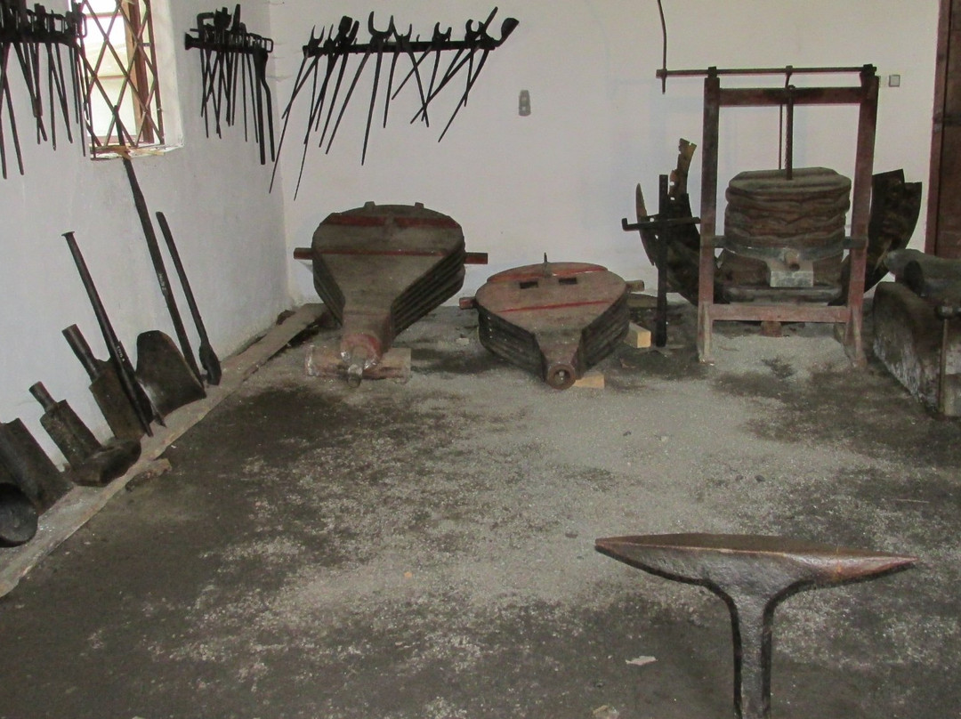 Buškův hamr - Iron Mill-Trhove Sviny必去景点