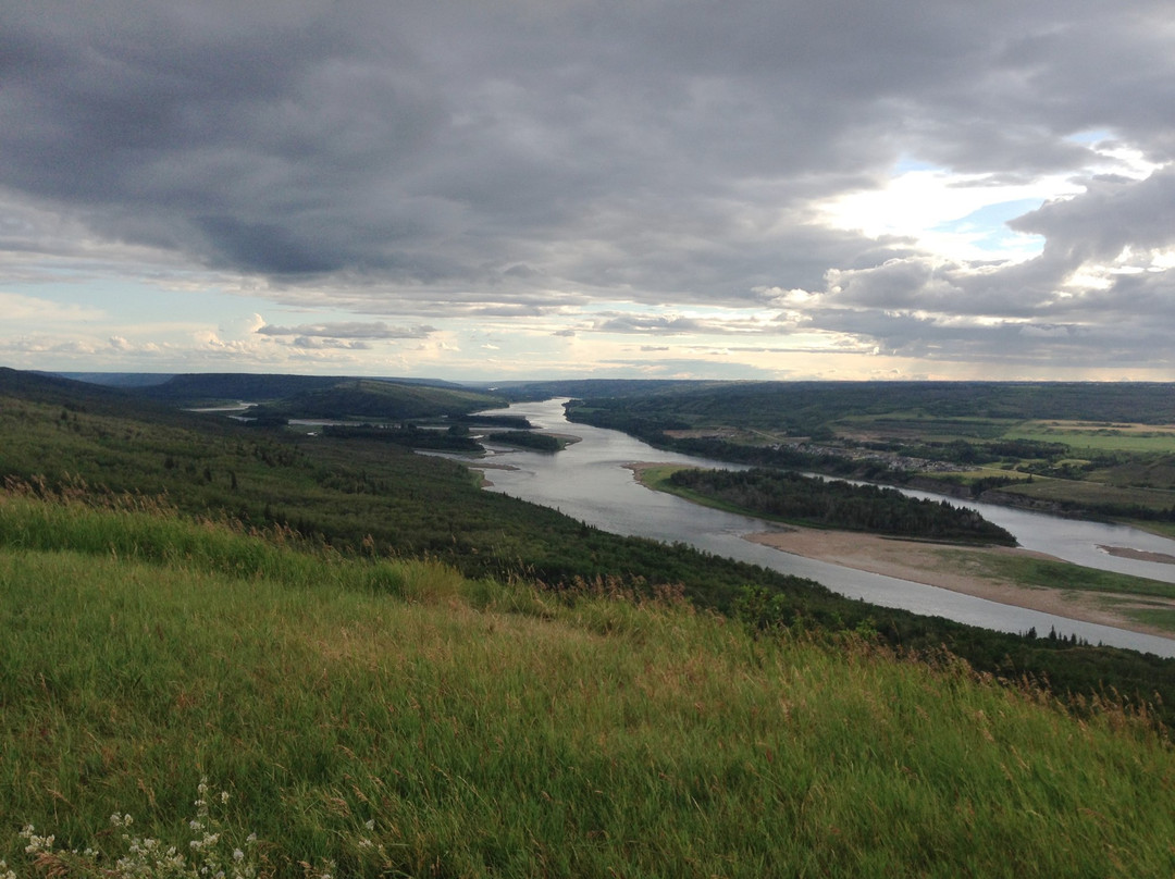 Sagitawa Lookout-皮斯河必去景点