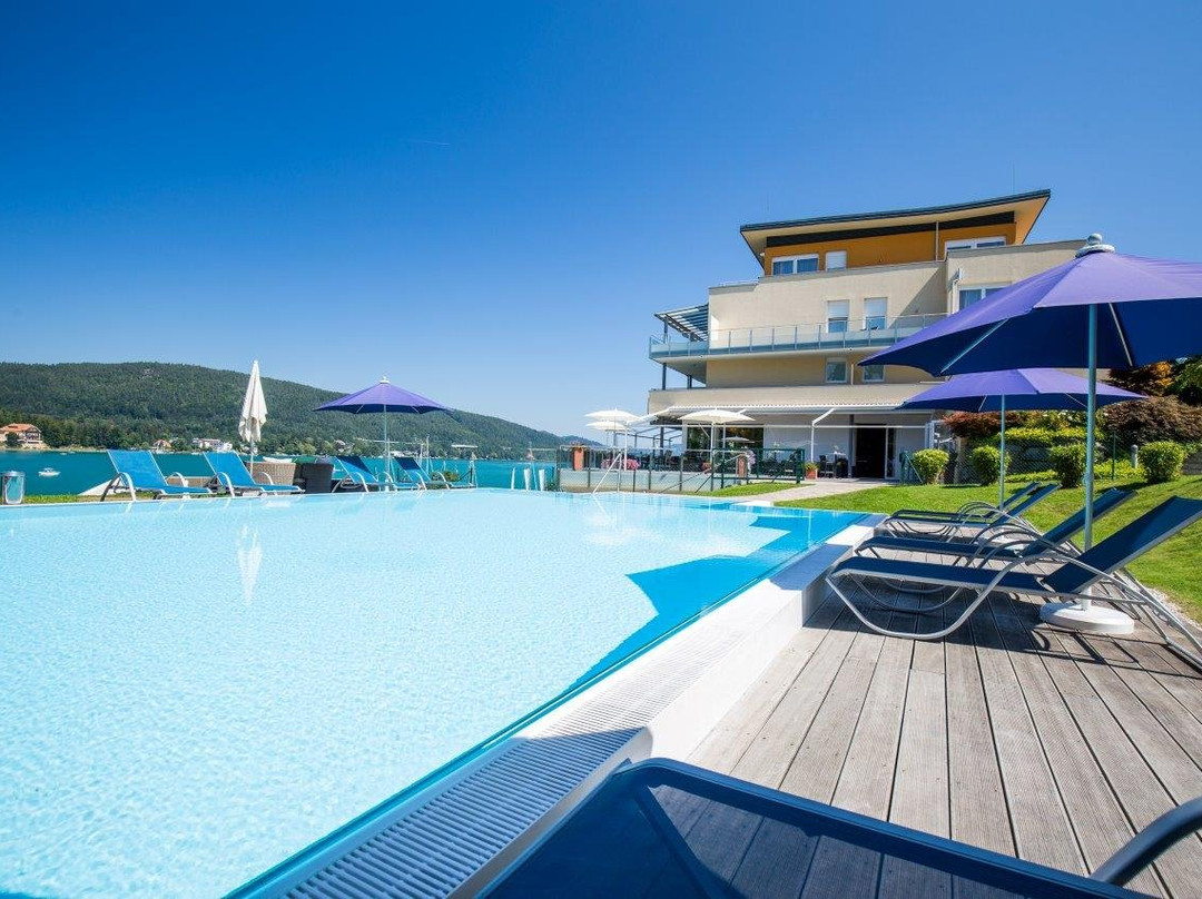 Augsdorf酒店住宿-Seehotel Süd