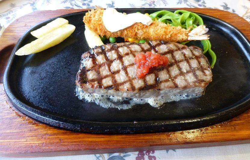 石狩市餐馆和美食-Yakiniku & Steak Shop North Building Barato Garden
