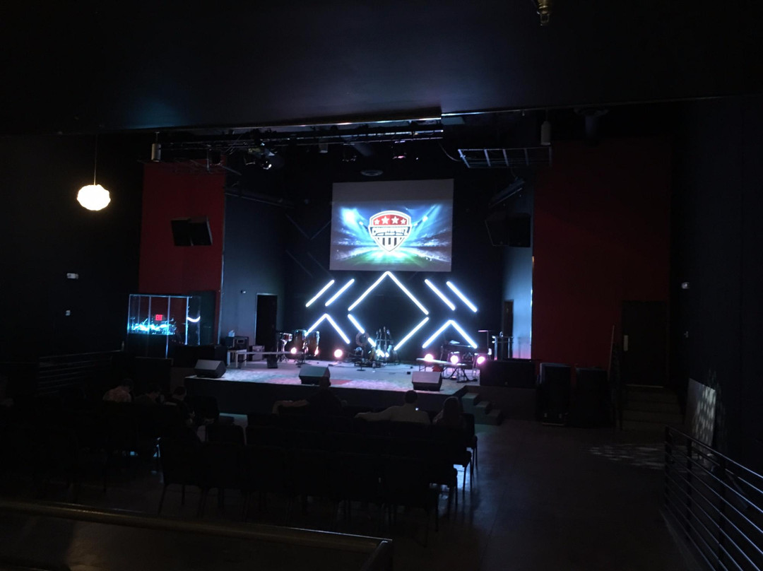 The Comedy Arena-麦金尼必去景点