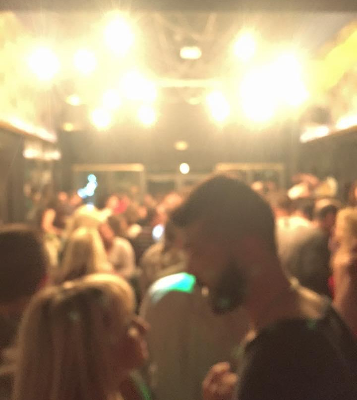 Fraoula Club-Karystos必去景点