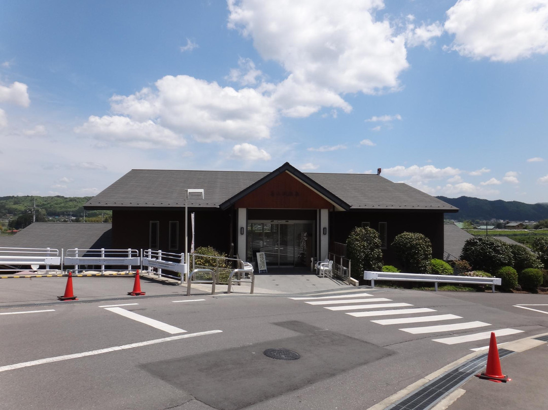 那须乌山市旅游景点-Karasuyamajo Hot Spring