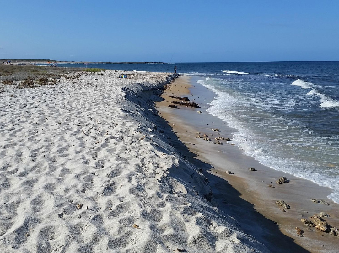 Maimoni Beach景点图片