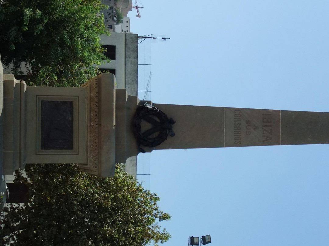 Monumento A Los Corsarios-伊维萨城区必去景点