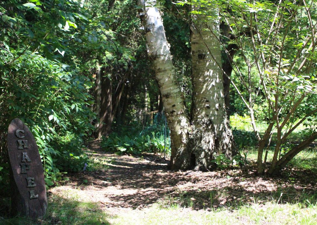 Holy Transfiguration Chapel and Woods-锡斯特贝必去景点