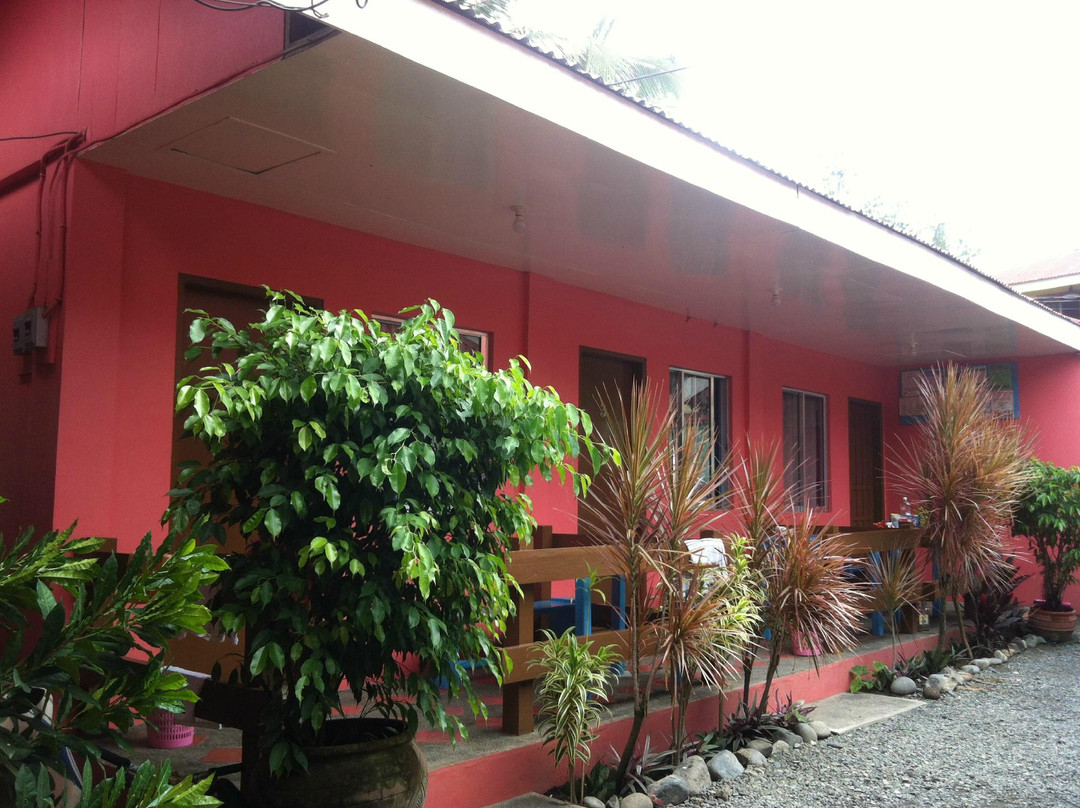 Jamjen's Lodge