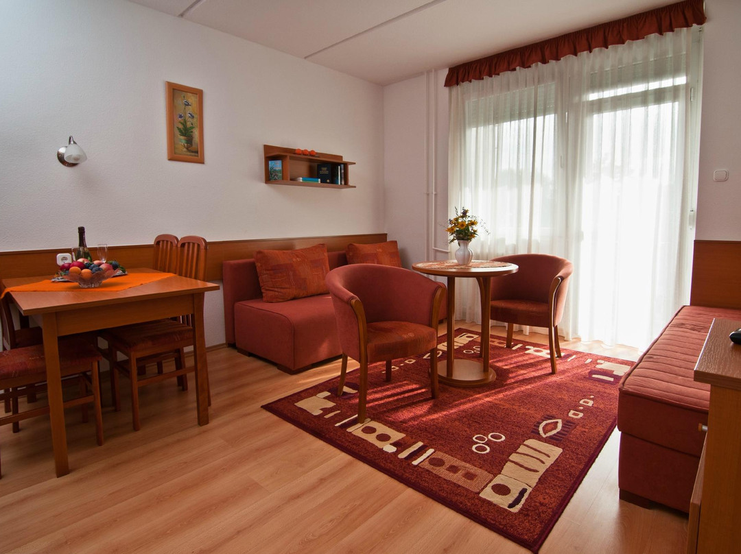 Zalakaros酒店住宿-Napfeny Hotel