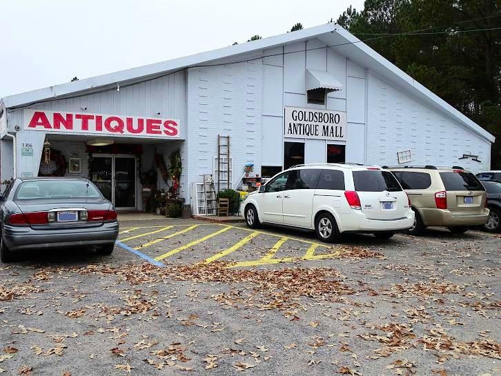 Goldsboro Antique Mall景点图片