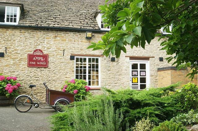 Amps Wine Merchants-Oundle必去景点