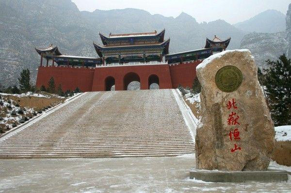 悬空寺景点图片