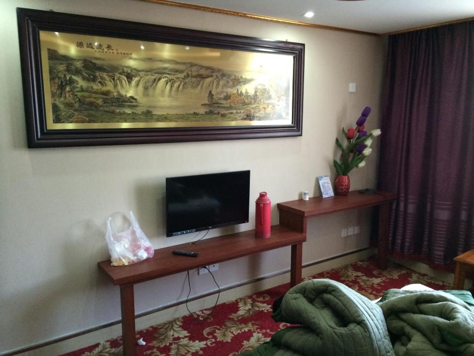 泰山空军宾馆-客卧