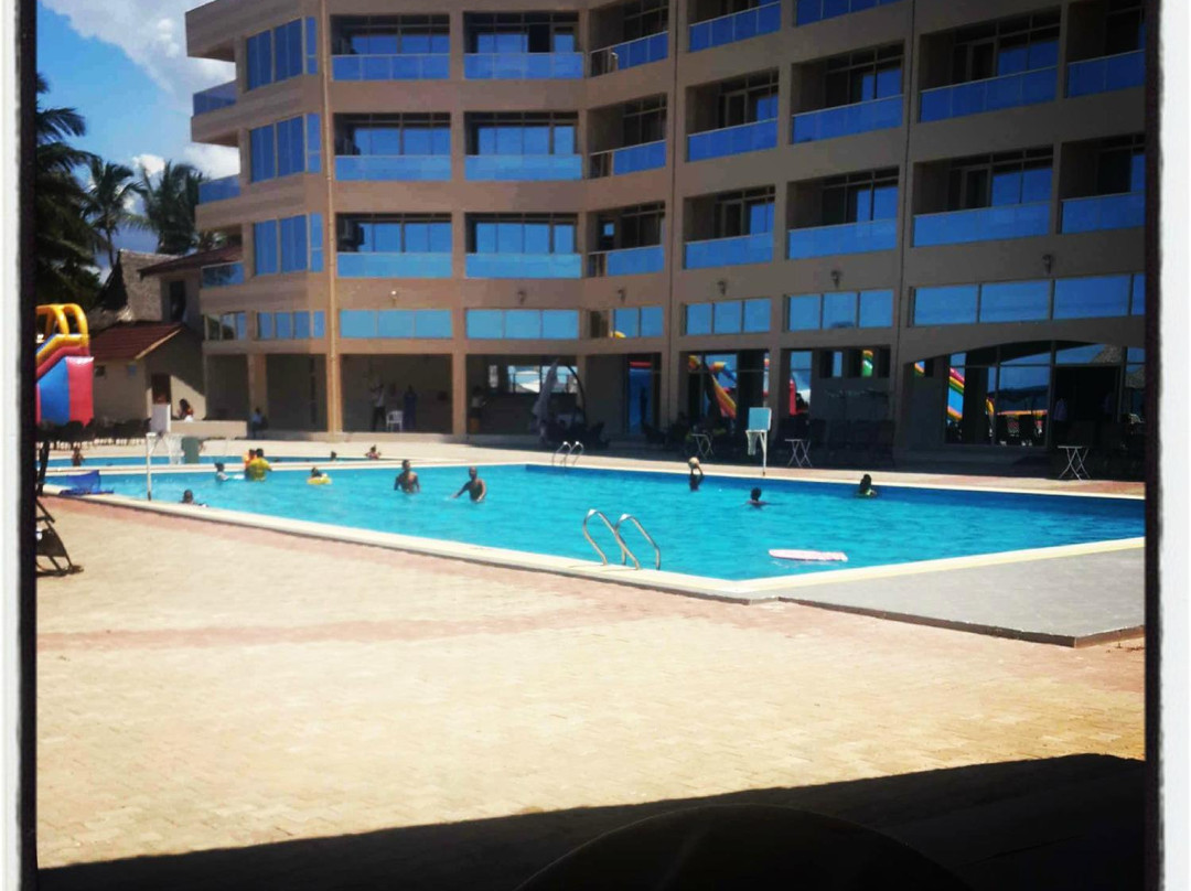 Landmark Hotel Limited主图