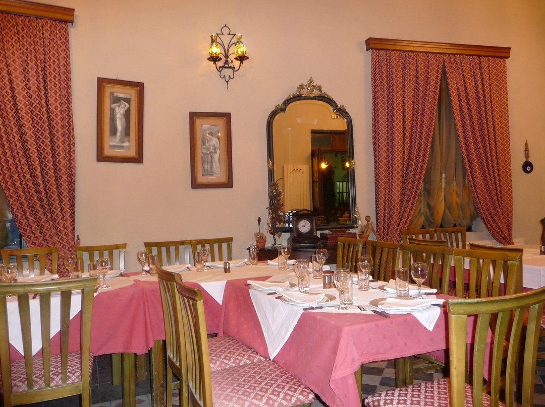 Petaloudes餐馆和美食-Masasoura